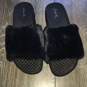 Shoes// platform slippers// slides